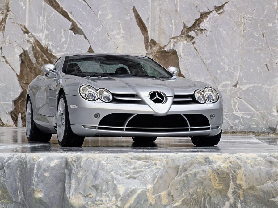  Mercedes-Benz SLR McLaren 2004 года  (фото 162 из 175)